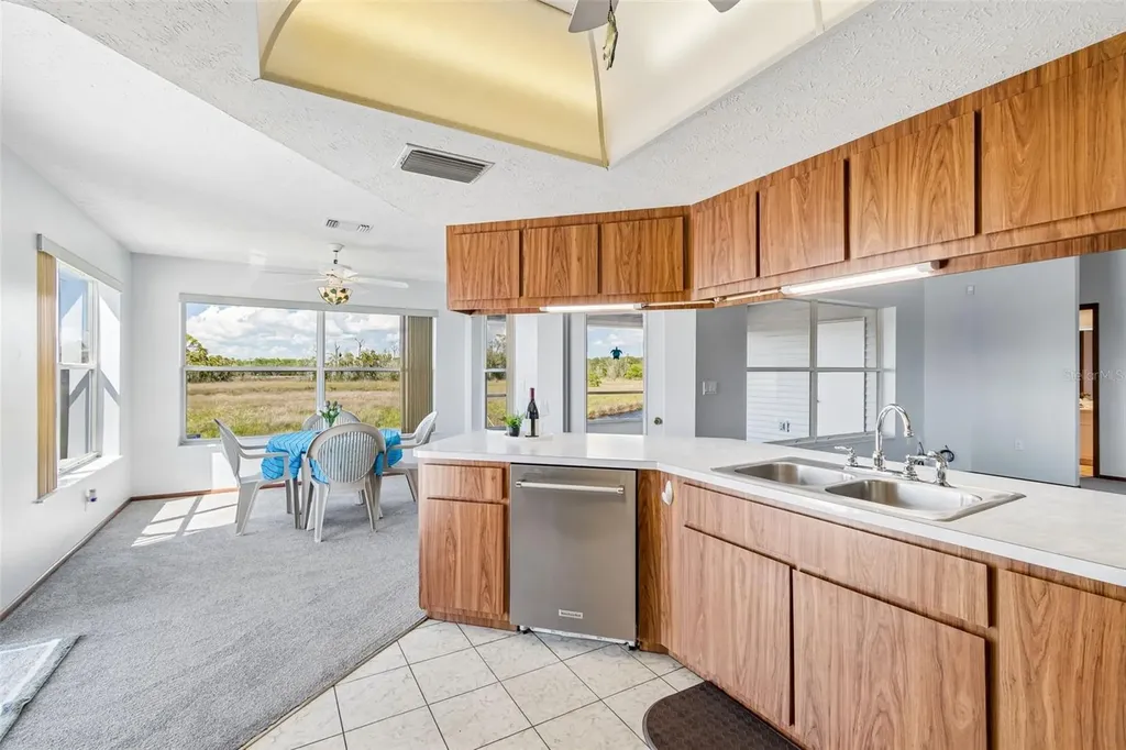 5247 Tropical Point Weeki Wachee FL 34607