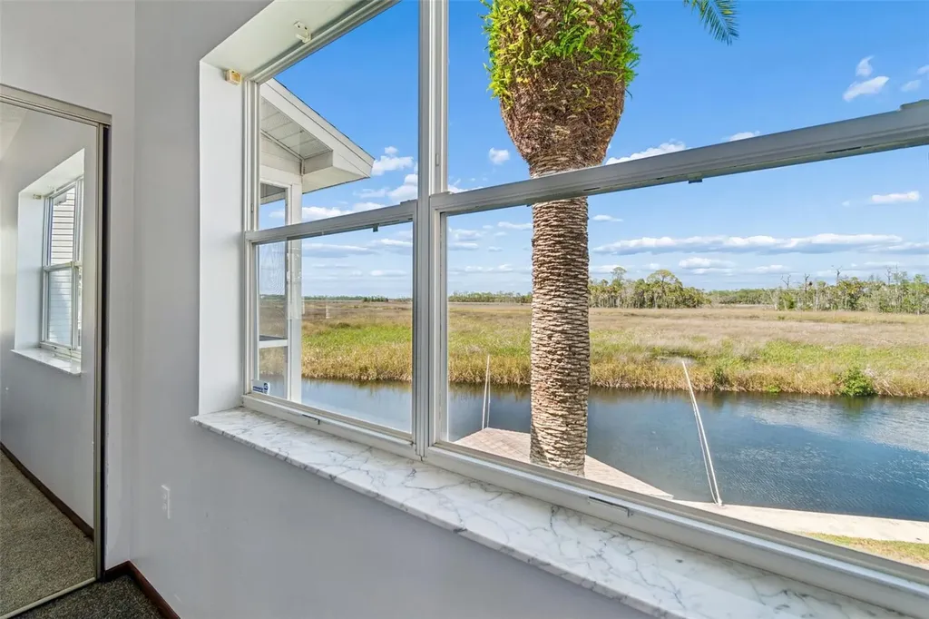 5247 Tropical Point Weeki Wachee FL 34607
