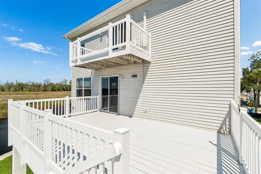 5247 Tropical Point Weeki Wachee FL 34607