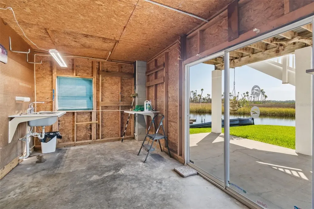 5247 Tropical Point Weeki Wachee FL 34607