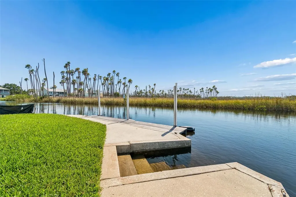 5247 Tropical Point Weeki Wachee FL 34607