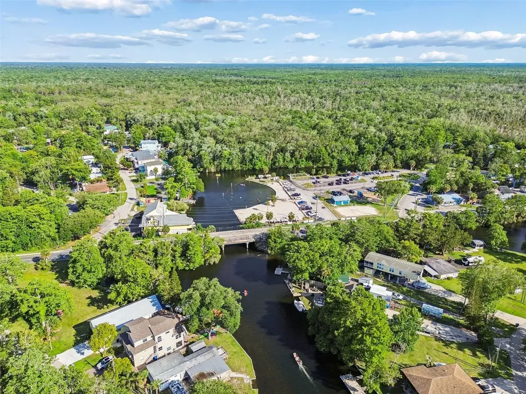 5247 Tropical Point Weeki Wachee FL 34607