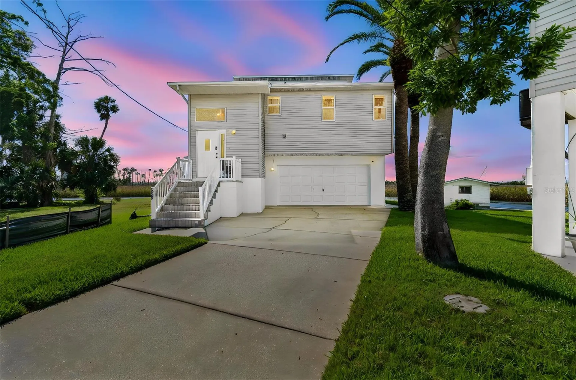 5247 Tropical Point Weeki Wachee FL 34607