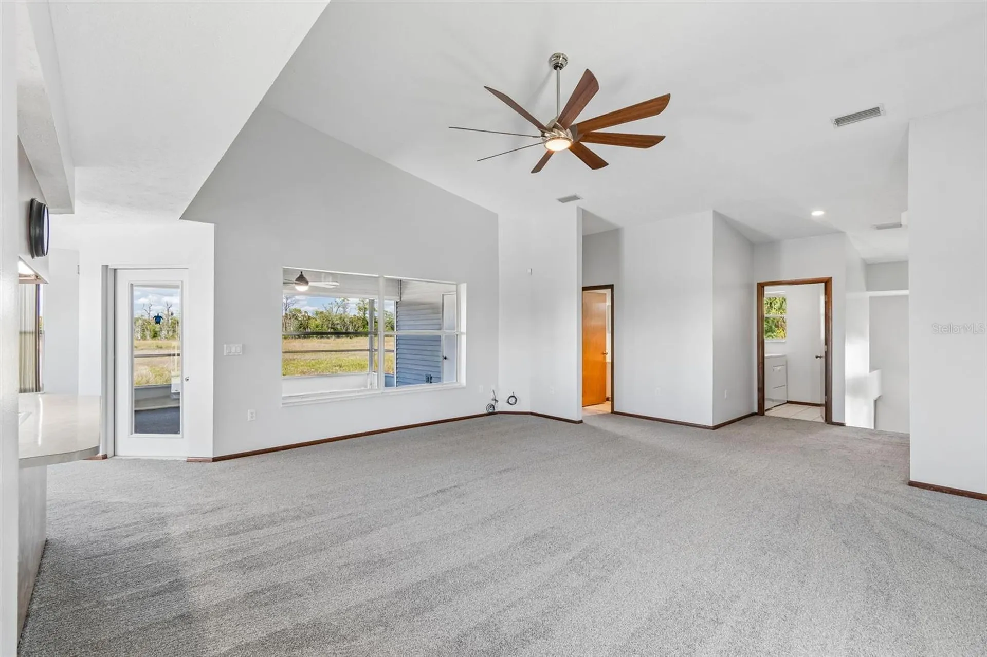 5247 Tropical Point Weeki Wachee FL 34607