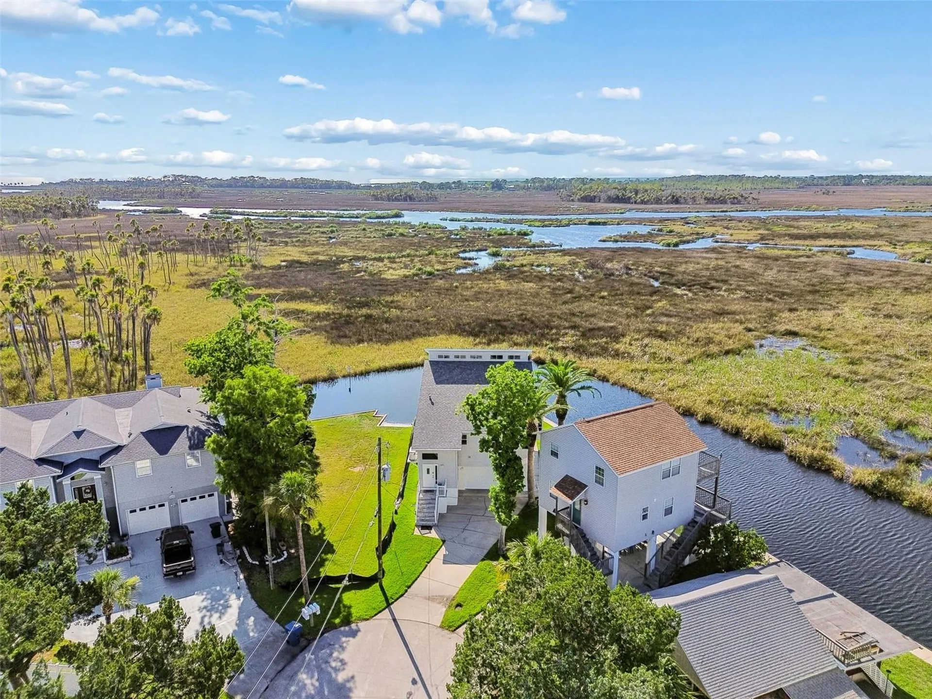 5247 Tropical Point Weeki Wachee FL 34607
