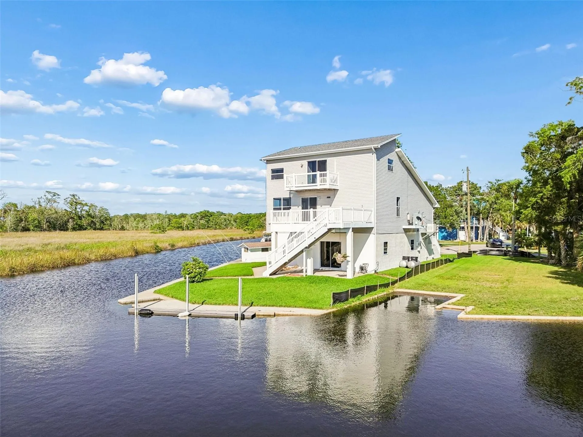 5247 Tropical Point Weeki Wachee FL 34607