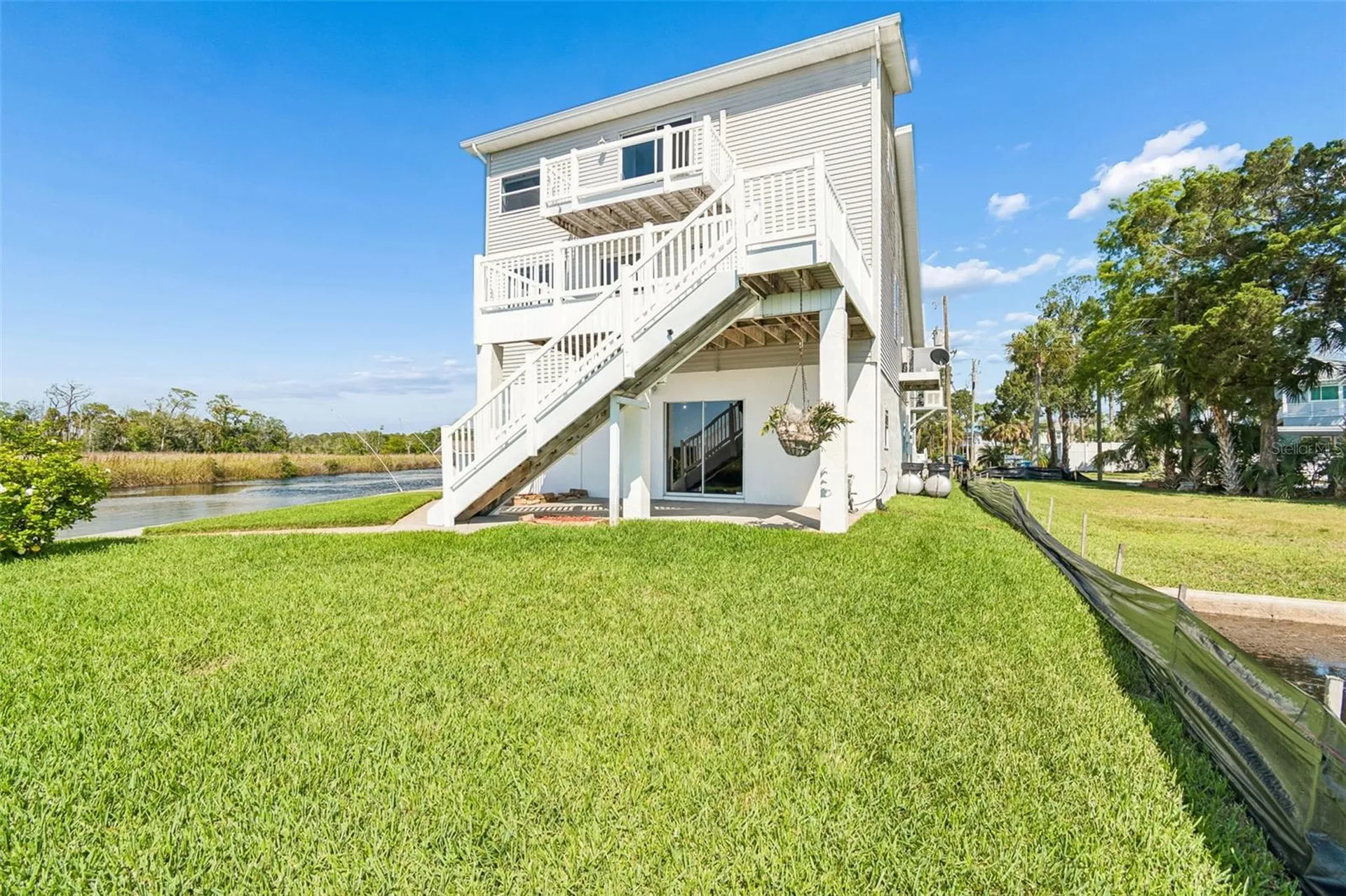 5247 Tropical Point Weeki Wachee FL 34607