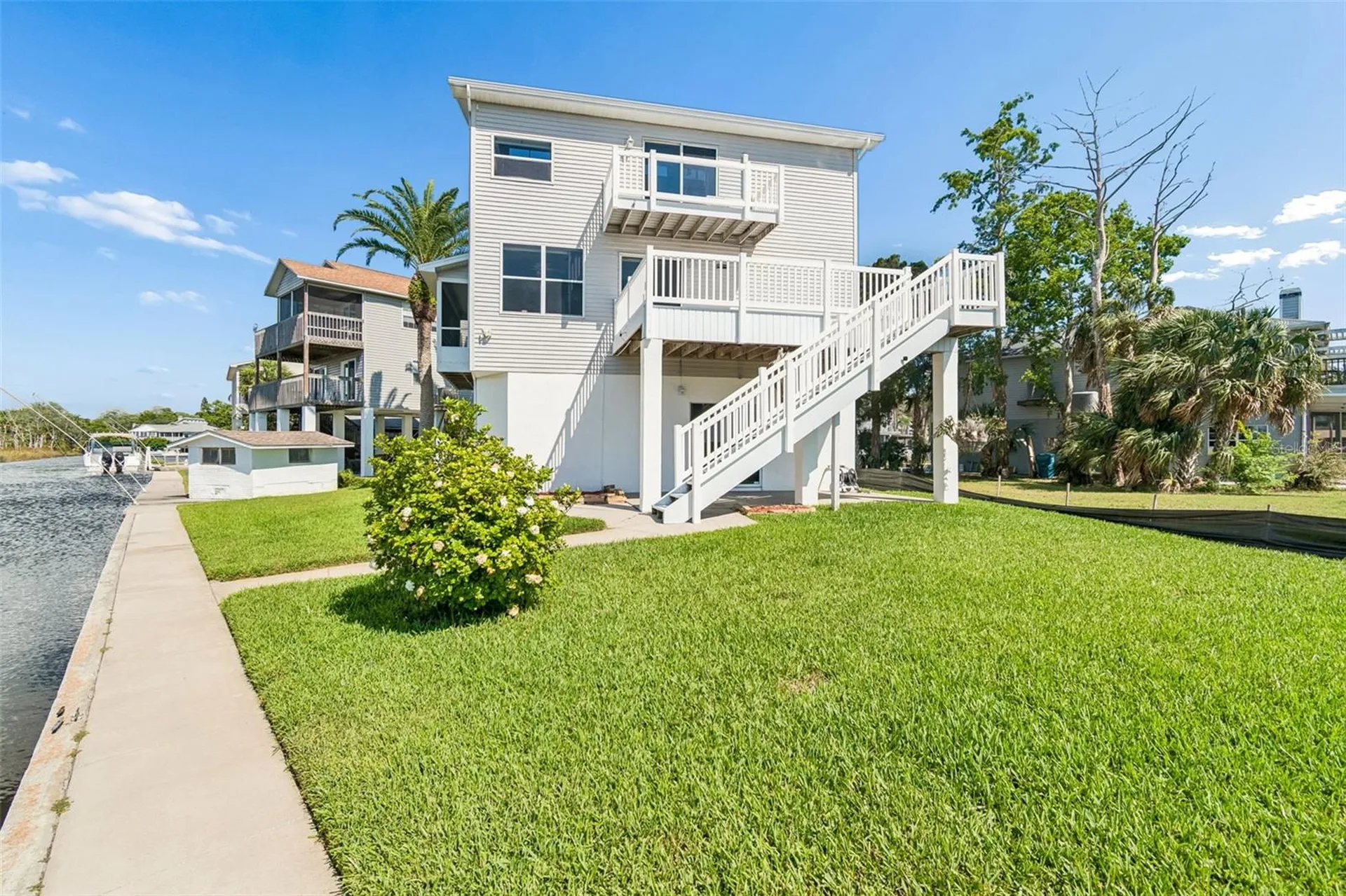 5247 Tropical Point Weeki Wachee FL 34607