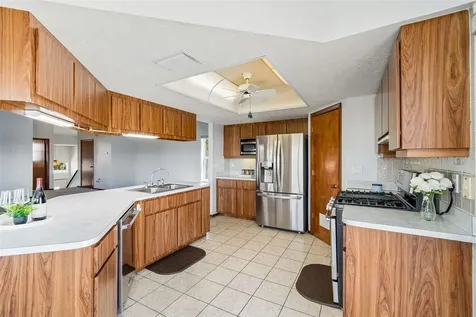 5247 Tropical Point Weeki Wachee FL 34607