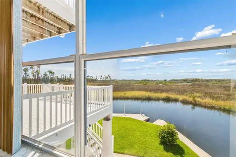 5247 Tropical Point Weeki Wachee FL 34607