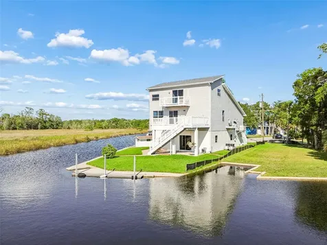 5247 Tropical Point Weeki Wachee FL 34607