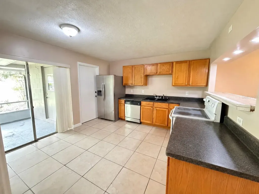 729 Hummingbird Lane Orlando FL 32825