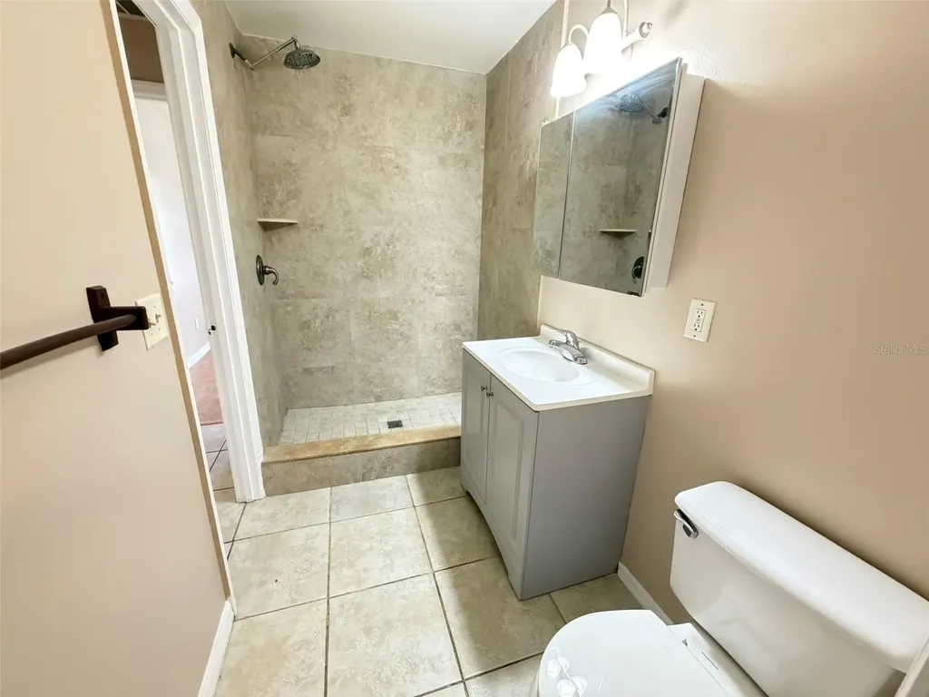 729 Hummingbird Lane Orlando FL 32825