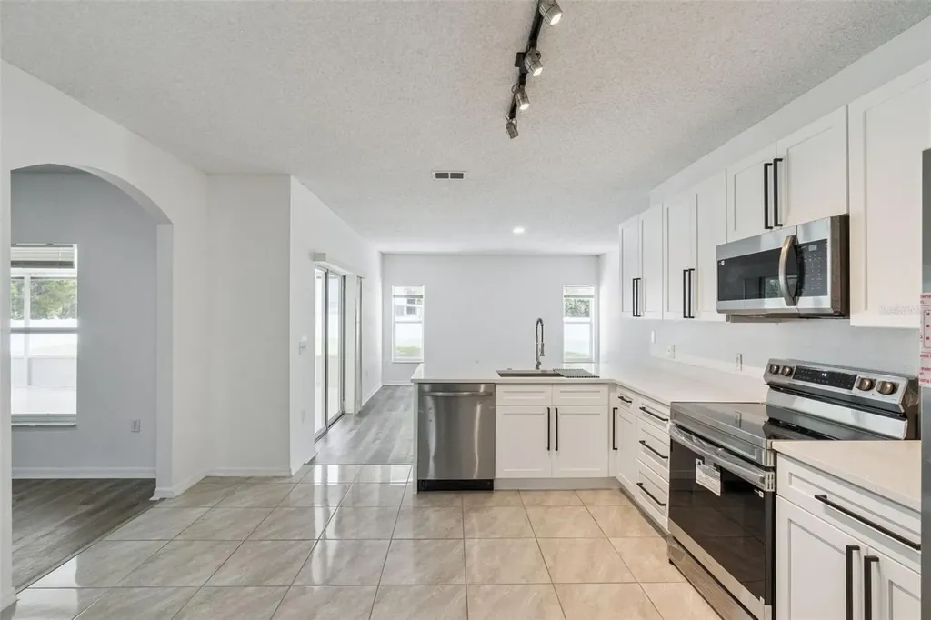 931 Van Loon Court Kissimmee FL 34758