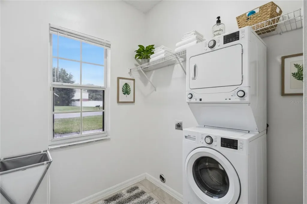 931 Van Loon Court Kissimmee FL 34758