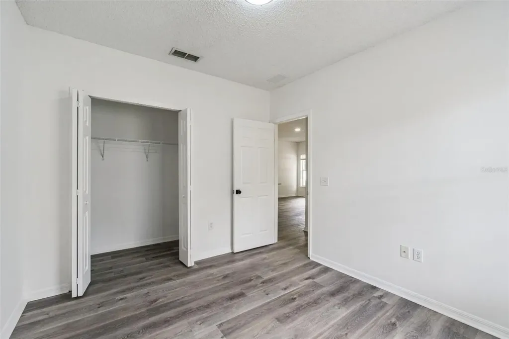 931 Van Loon Court Kissimmee FL 34758