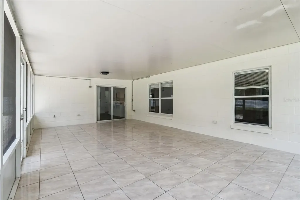 931 Van Loon Court Kissimmee FL 34758
