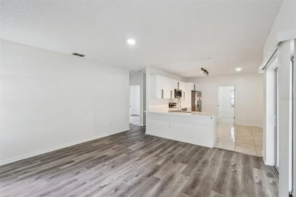 931 Van Loon Court Kissimmee FL 34758