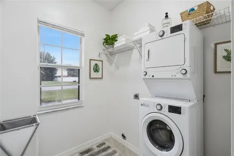 931 Van Loon Court Kissimmee FL 34758