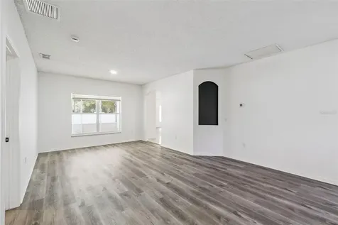 931 Van Loon Court Kissimmee FL 34758