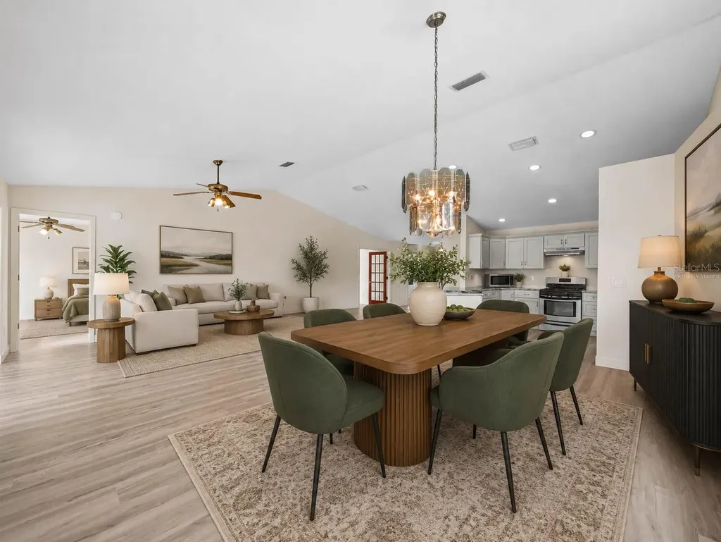 6341 Silver Lakes Drive W Lakeland FL 33810