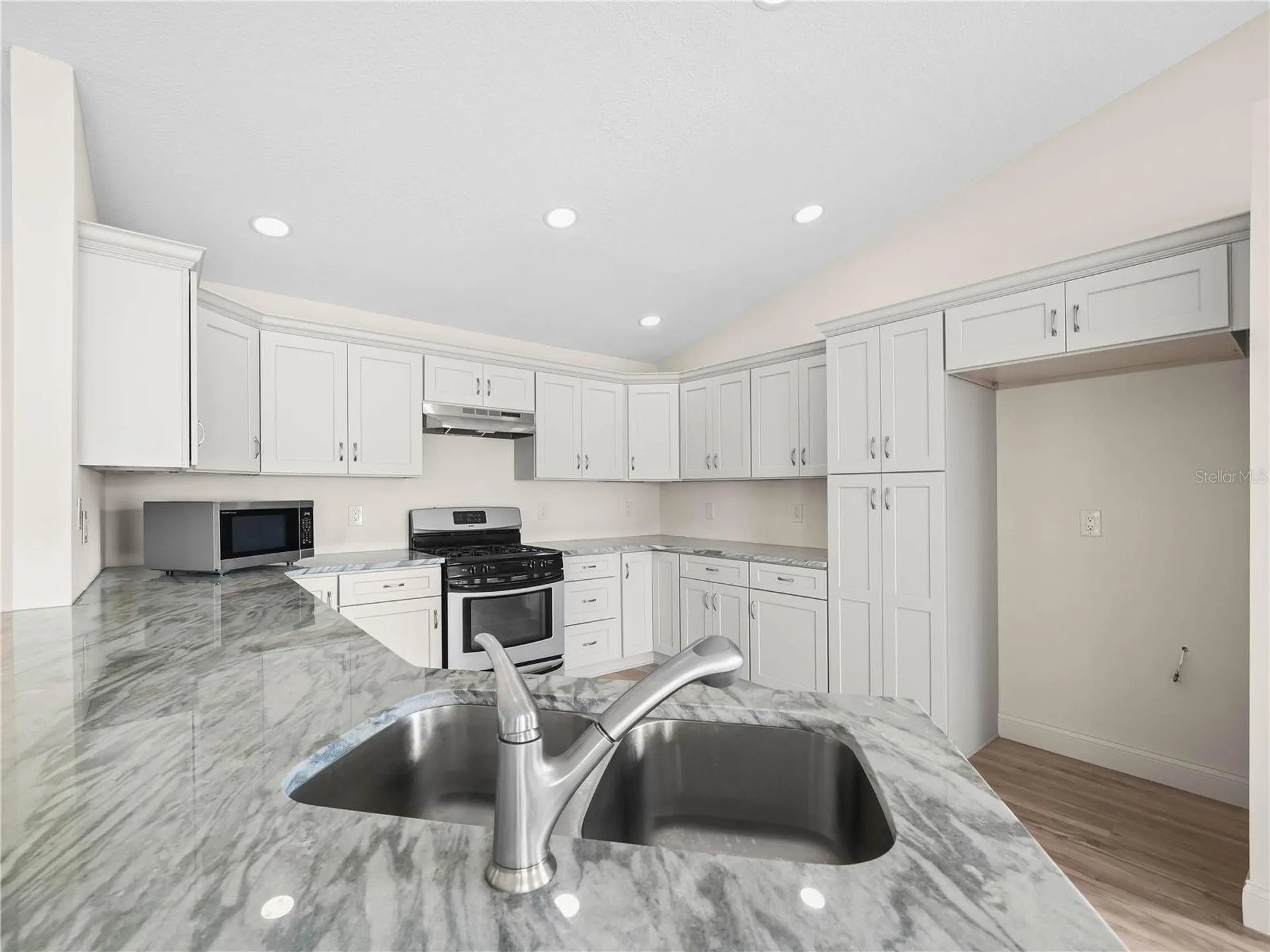 6341 Silver Lakes Drive W Lakeland FL 33810