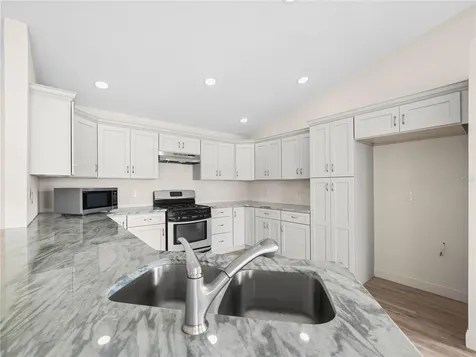 6341 Silver Lakes Drive W Lakeland FL 33810