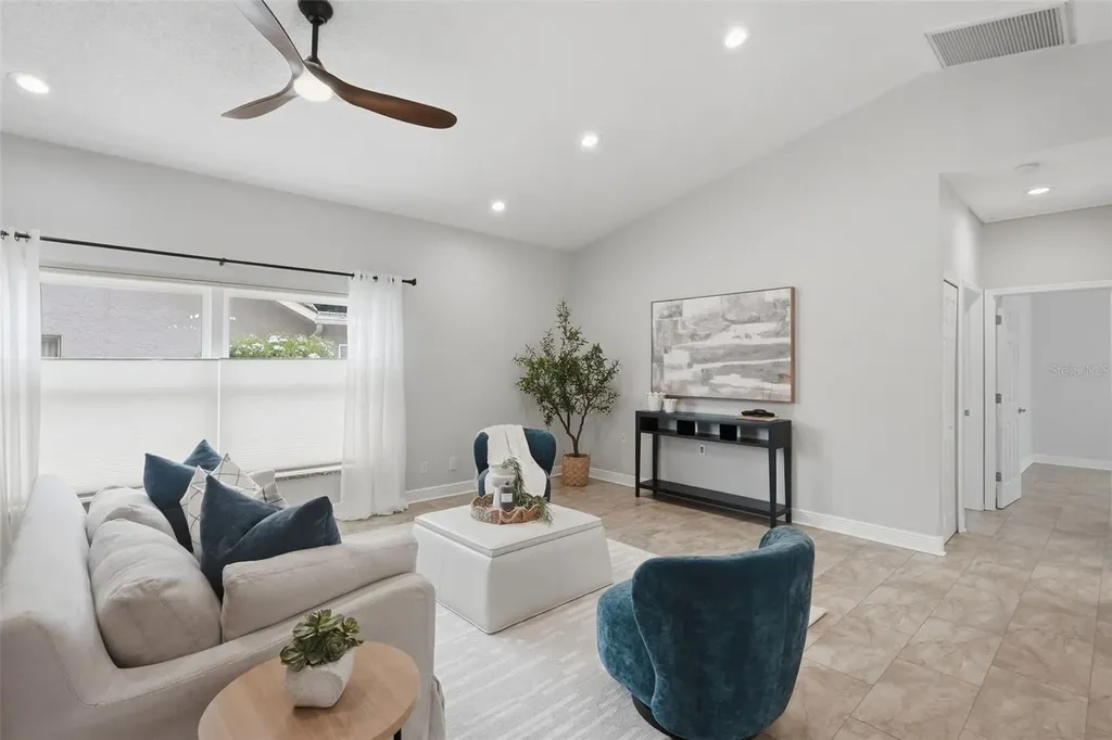 661 7th Avenue N Tierra Verde FL 33715