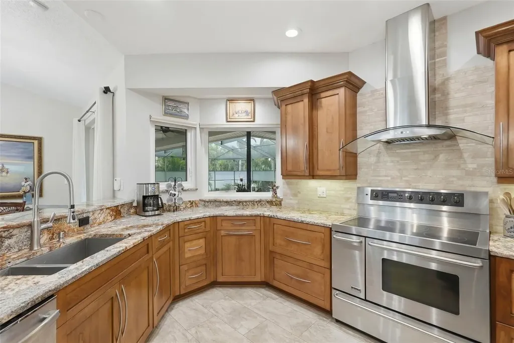 661 7th Avenue N Tierra Verde FL 33715