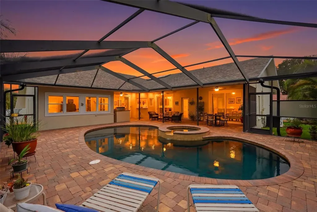 661 7th Avenue N Tierra Verde FL 33715