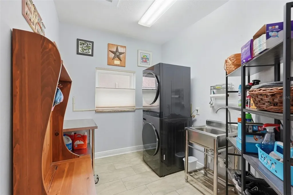 661 7th Avenue N Tierra Verde FL 33715