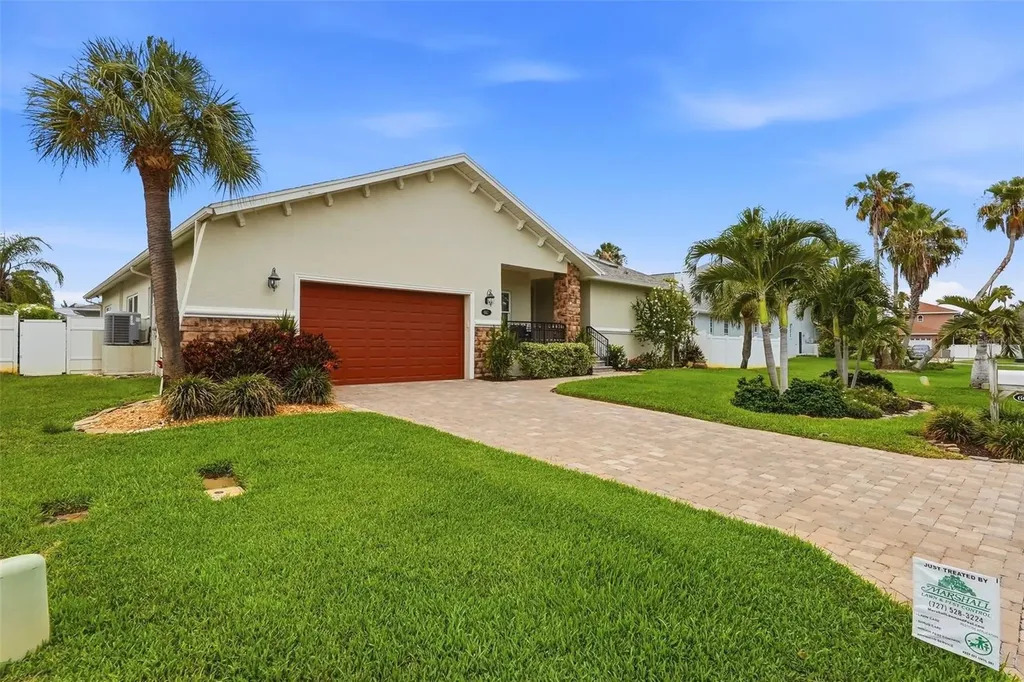 661 7th Avenue N Tierra Verde FL 33715