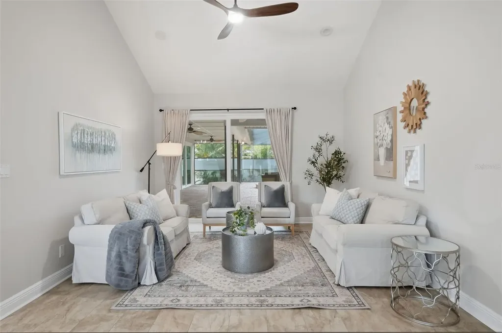 661 7th Avenue N Tierra Verde FL 33715