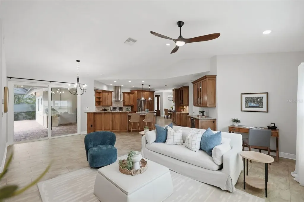 661 7th Avenue N Tierra Verde FL 33715