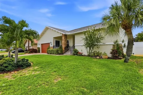661 7th Avenue N Tierra Verde FL 33715