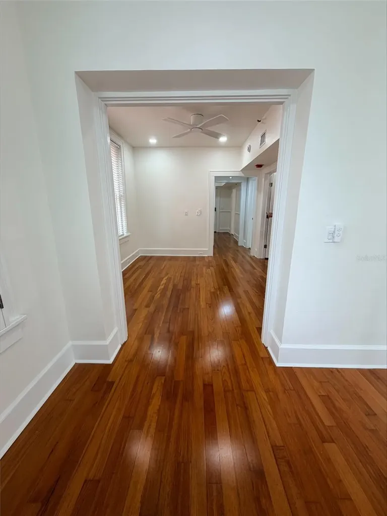 1221 N Palm Avenue Sarasota FL 34236