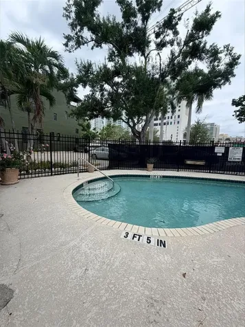 1221 N Palm Avenue Sarasota FL 34236