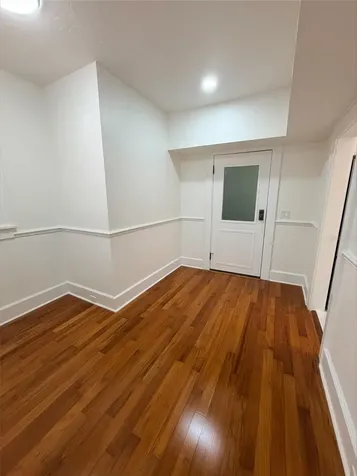 1221 N Palm Avenue Sarasota FL 34236
