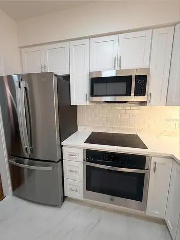 1221 N Palm Avenue Sarasota FL 34236