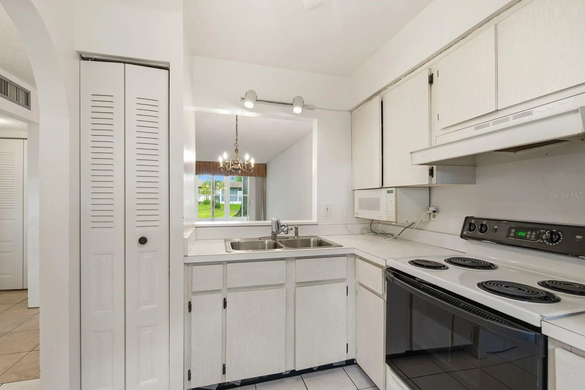 3127 Mission Grove Drive Palm Harbor FL 34684
