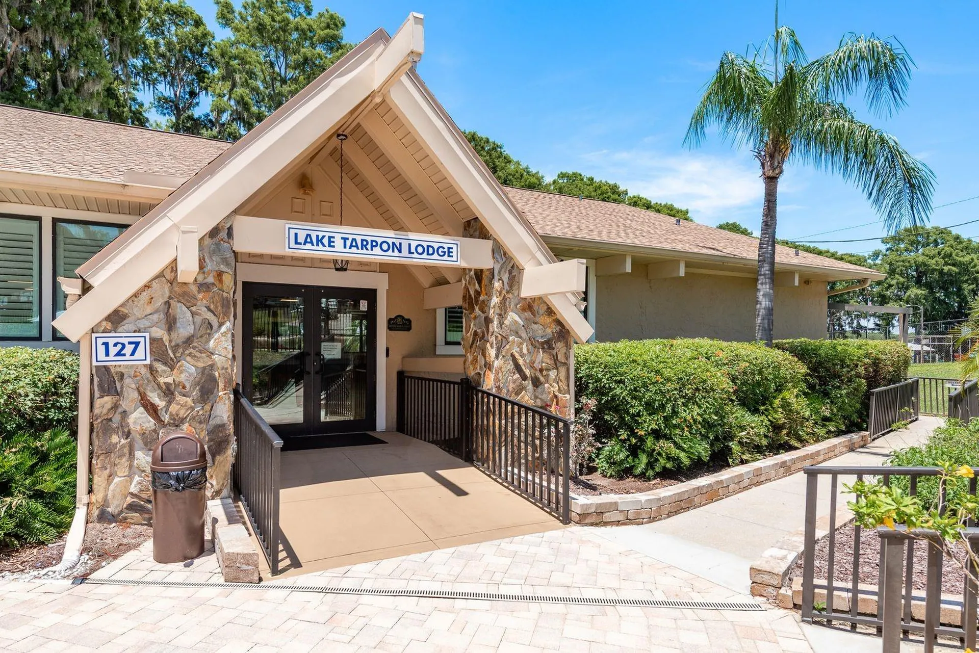3127 Mission Grove Drive Palm Harbor FL 34684