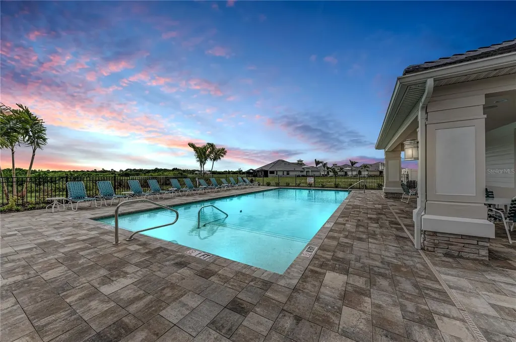 172 Van Gogh Cove Bradenton FL 34212