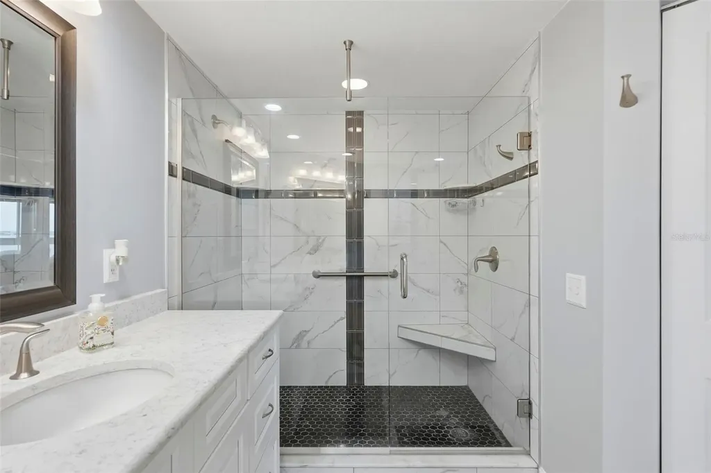 4981 Bacopa Lane S St Petersburg FL 33715