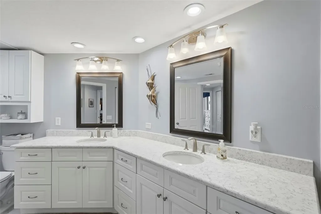 4981 Bacopa Lane S St Petersburg FL 33715