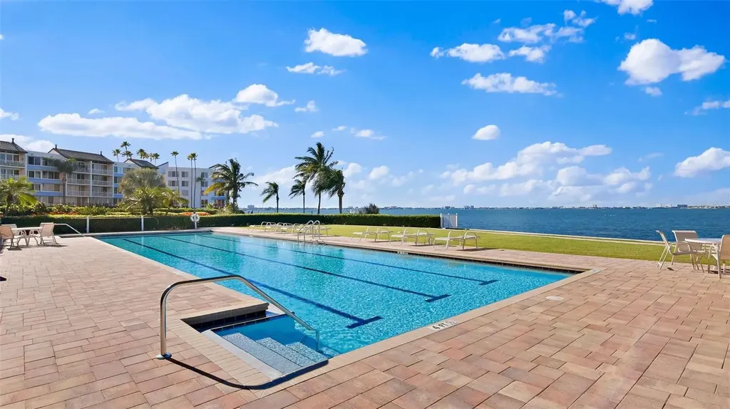 4981 Bacopa Lane S St Petersburg FL 33715