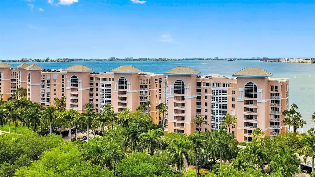 4981 Bacopa Lane S St Petersburg FL 33715