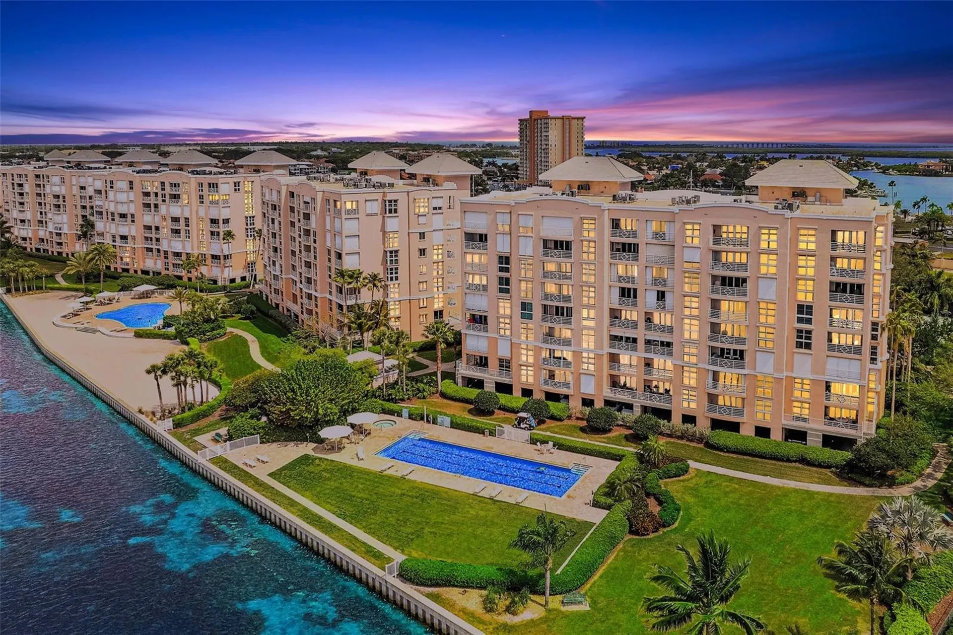 4981 Bacopa Lane S St Petersburg FL 33715