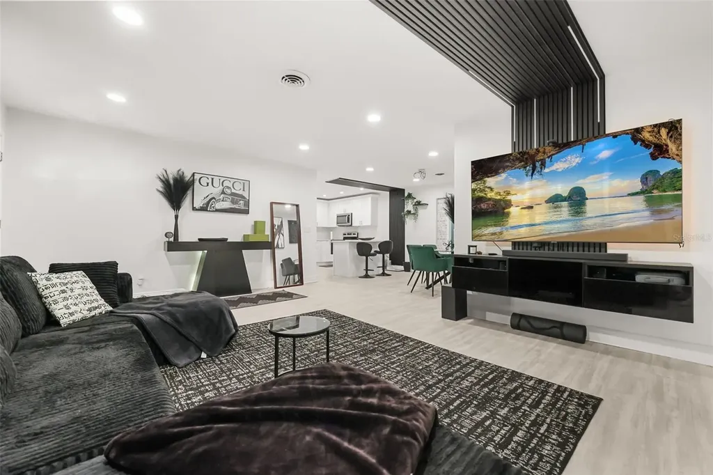 2909 Hargill Drive Orlando FL 32806
