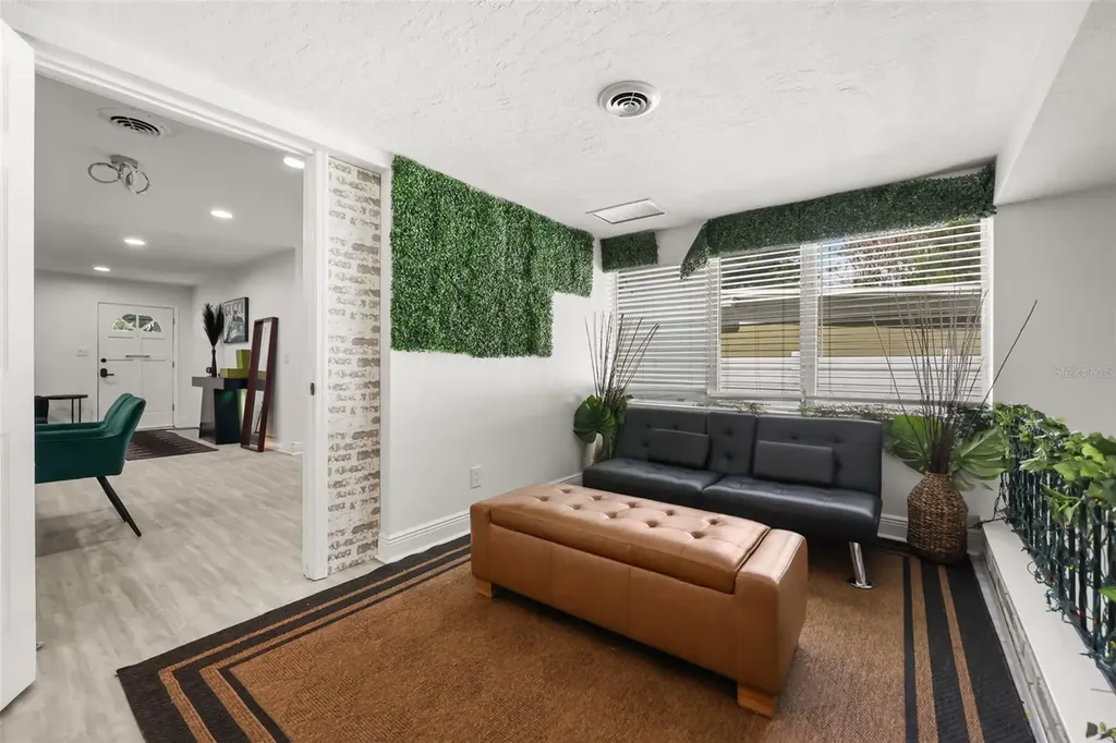 2909 Hargill Drive Orlando FL 32806