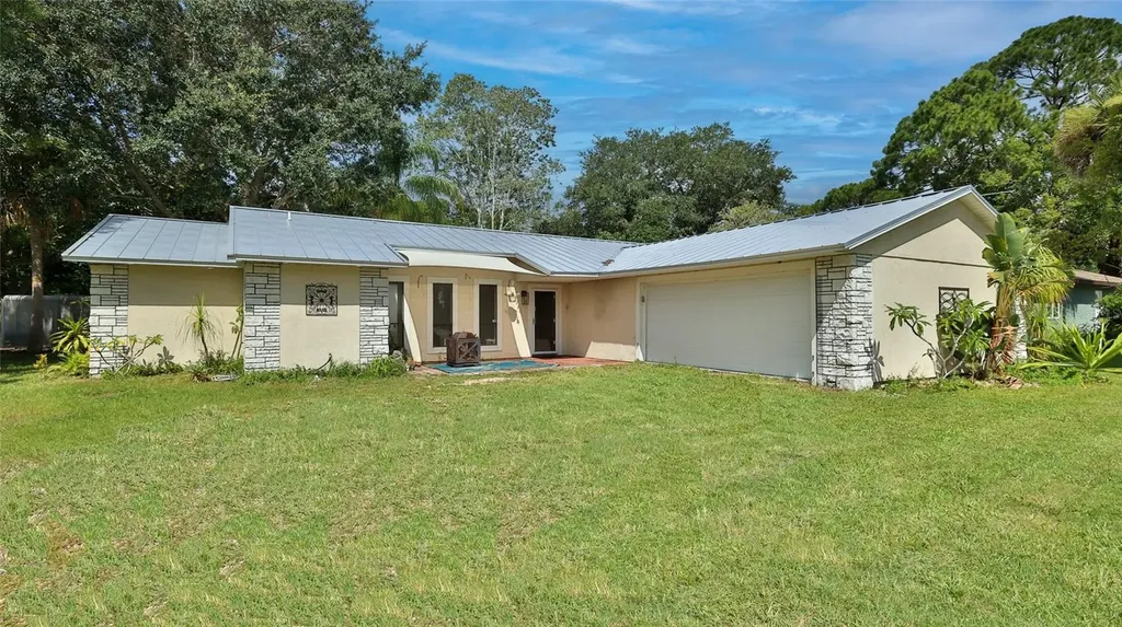 2766 Date Palm Drive Edgewater FL 32141